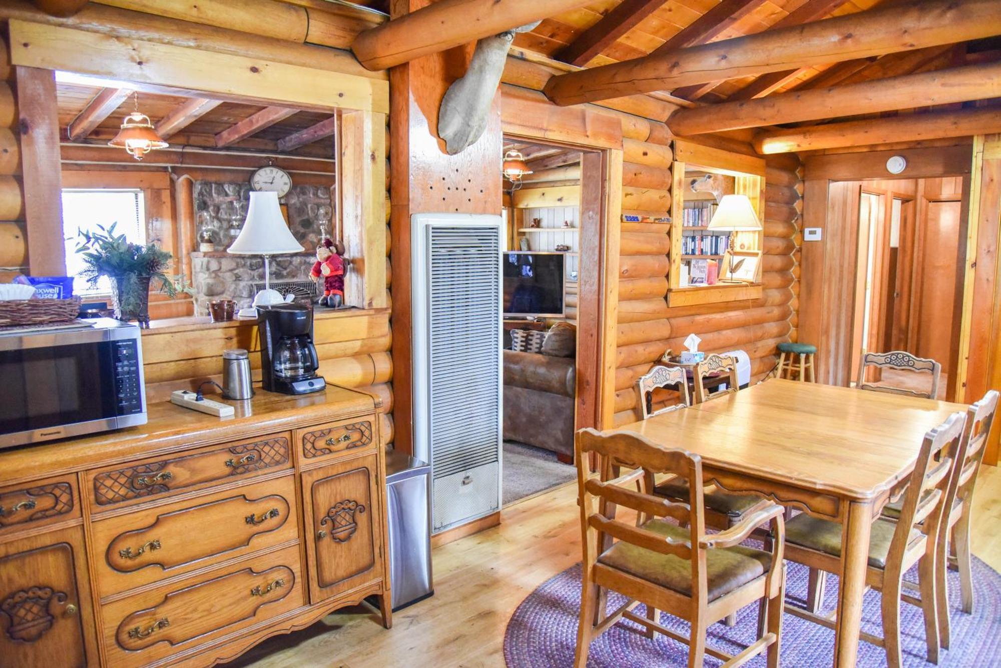 Bear Bait Cabin In Upper Valley With High Speed Wifi Red River Eksteriør billede